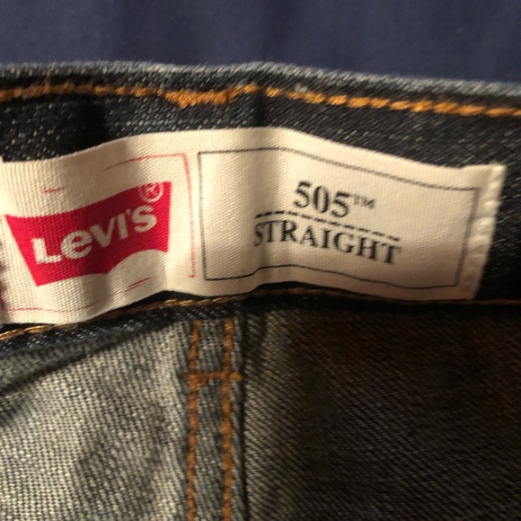 Boys Levi jeans - Picture 2 of 6